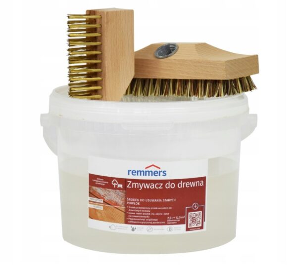 Srodek-do-czyszczenia-tarasow-drewnianych-REMMERS