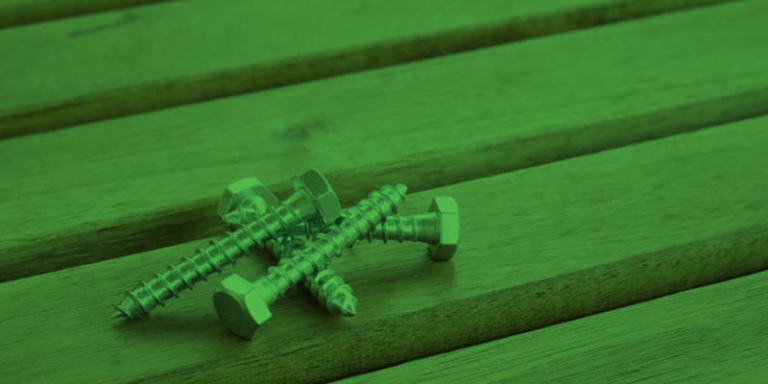 Akcesoria do montażu tarasu – co jest niezbędne