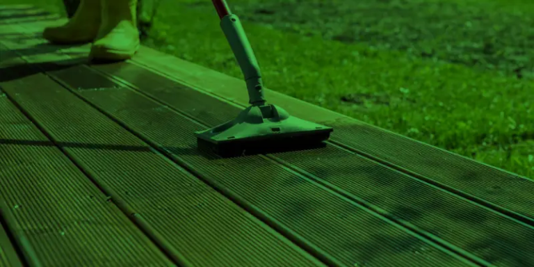 Jak pielęgnować deski kompozytowe na tarasie?